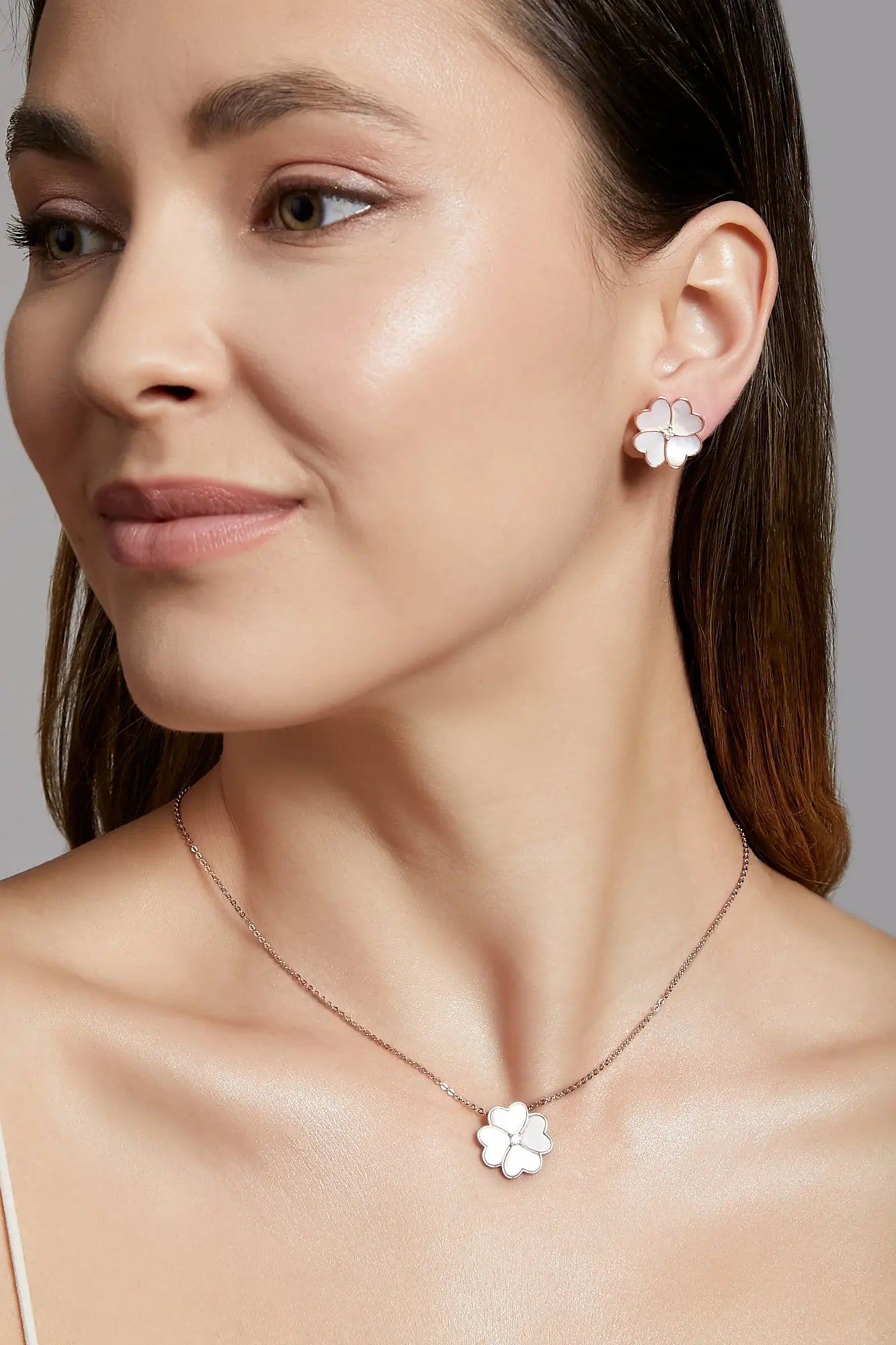 Clover Faith White Mother of Pearl Classic Necklace Dryden Jewelry
