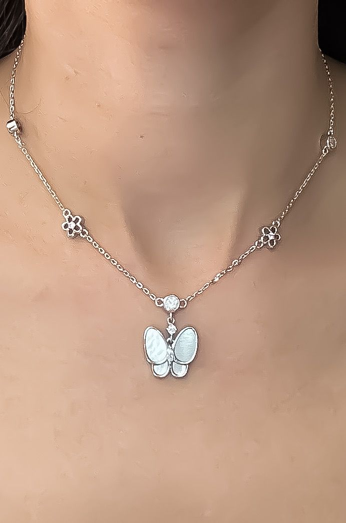 Butterfly Glamor Necklace & Choker Success